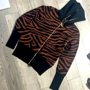 Marc New York sweater NWT size Med.